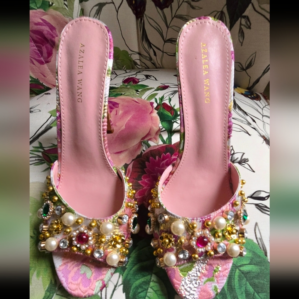 Azealia Wang Pink Jeweled Mule Heels – Pearl & Rhinestone Embellished – Size 10